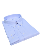 Carica l&#39;immagine nel visualizzatore di Gallery, Camicia azzurra calibrata collo button down con taschino 4756
