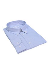 Carica l&#39;immagine nel visualizzatore di Gallery, Camicia azzurra calibrata collo button down con taschino 4762
