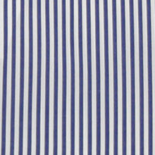 Carica l&#39;immagine nel visualizzatore di Gallery, Camicia blu calibrata collo classico con taschino 4261
