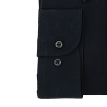 Carica l&#39;immagine nel visualizzatore di Gallery, Camicia nera calibrata collo classico con taschino 4109
